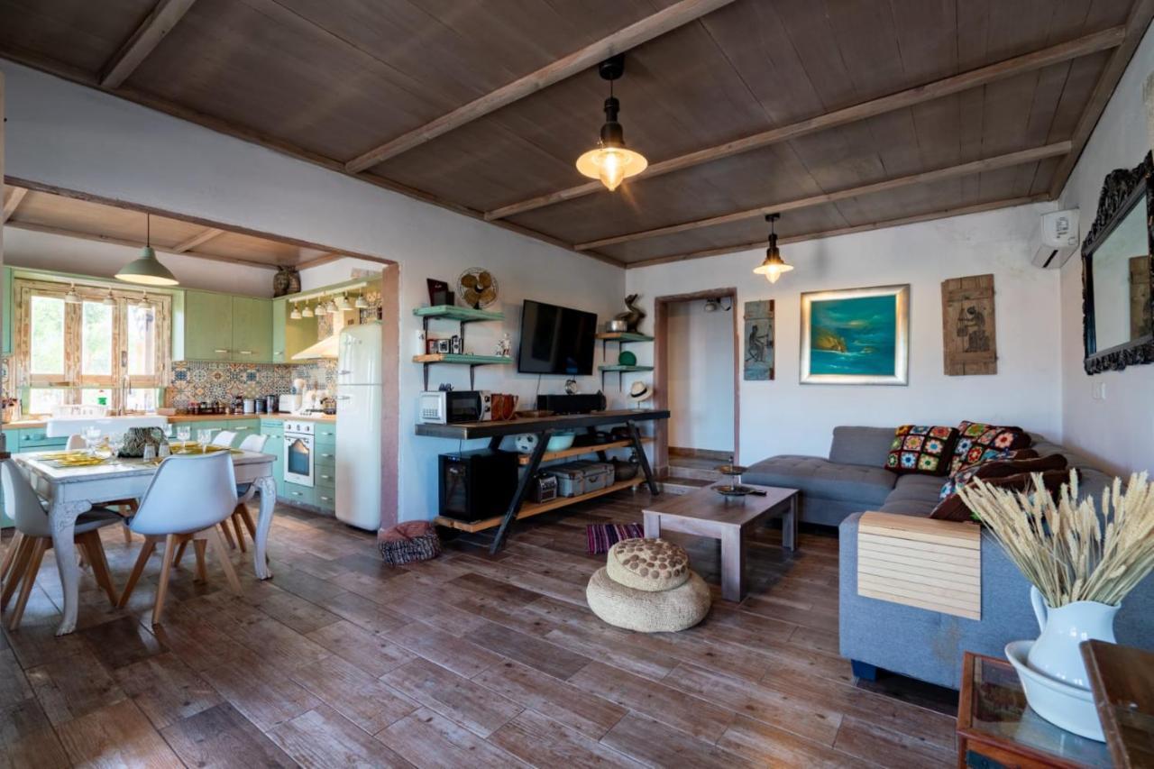Rozana House Holiday home *