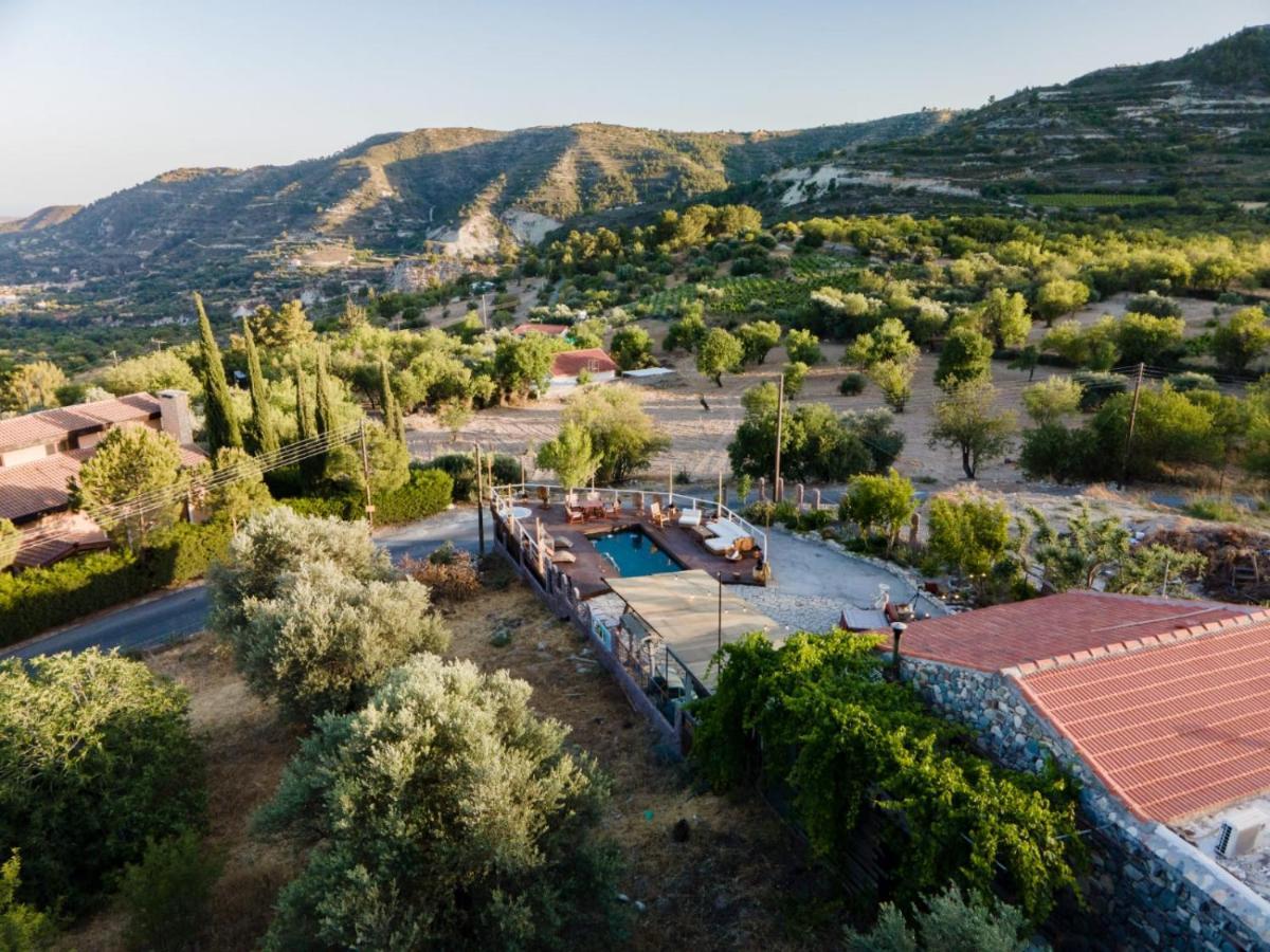 Rozana House Holiday home Silikou